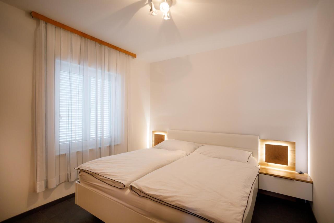 Apartments Lacic Krk Town Exterior photo